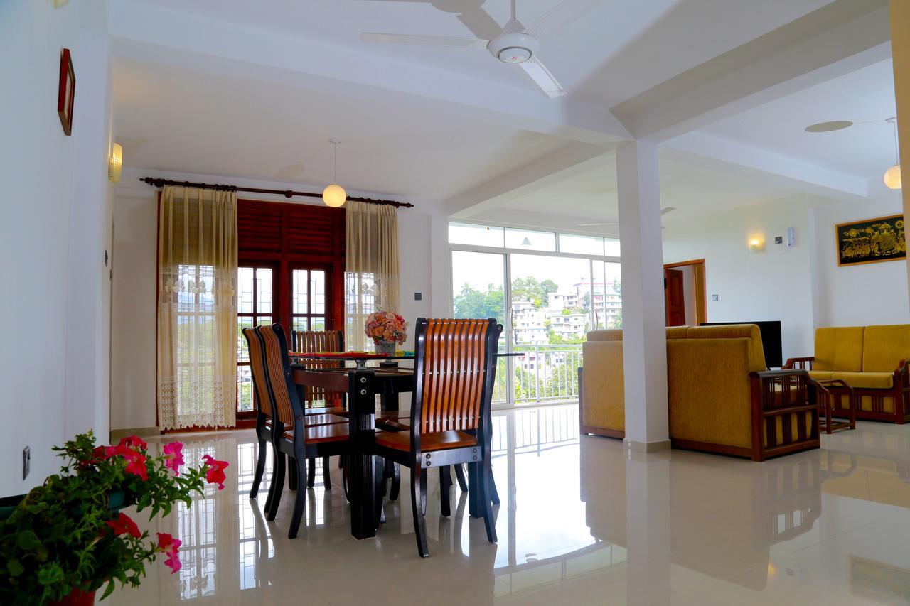 Villa Serene Канди Экстерьер фото